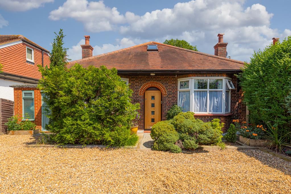 4 bed detached bungalow for sale in Chessington Road, West Ewell, Epsom