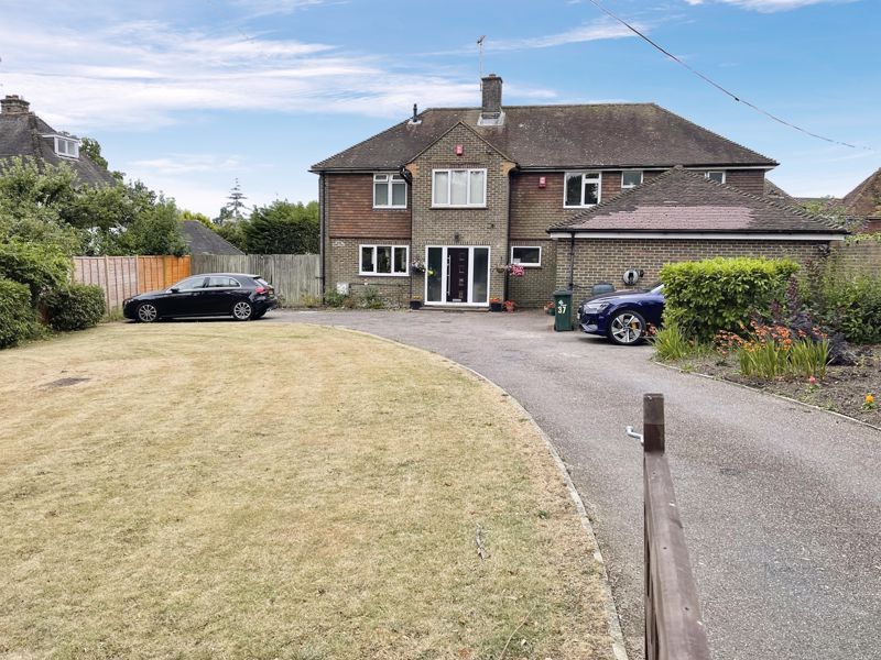 4 bed detached house for sale in Goffs Park Road, Crawley RH11 Zoopla