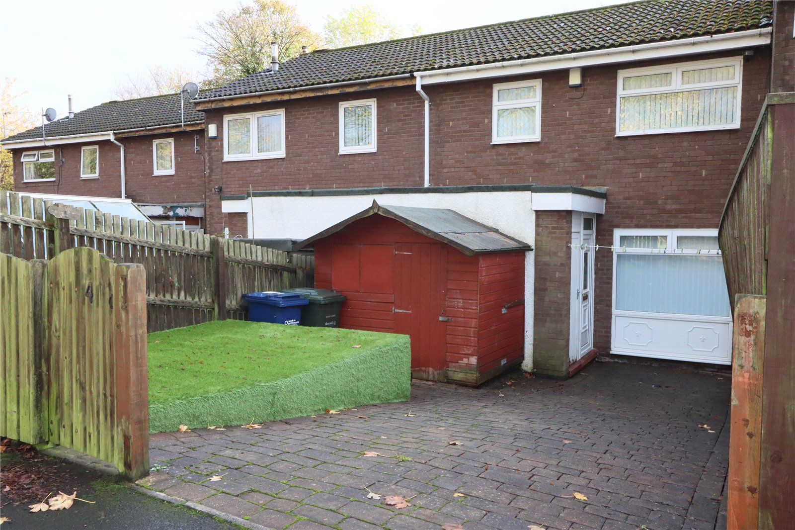 3 bed terraced house to rent in Moorcroft Close, Newcastle Upon Tyne
