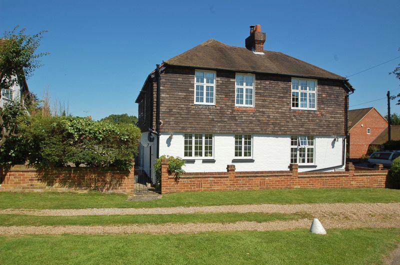 4 bed detached house for sale in Elm Road, Penn, High HP10 Zoopla