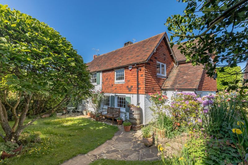 3 bed property for sale in Close, Broadbridge Heath, West Sussex