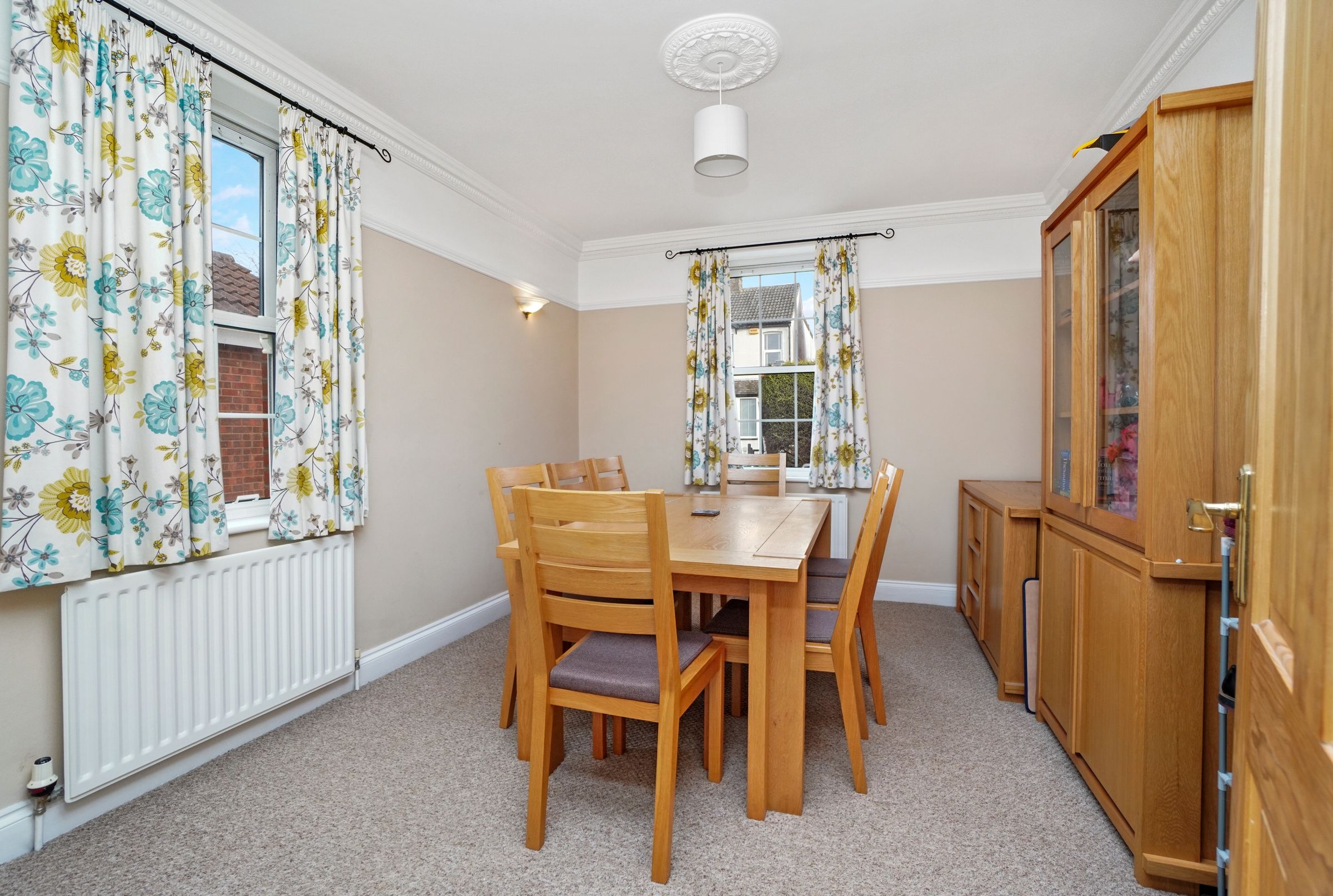 3 bed semidetached house for sale in Beehive Lane, Chelmsford CM2 Zoopla