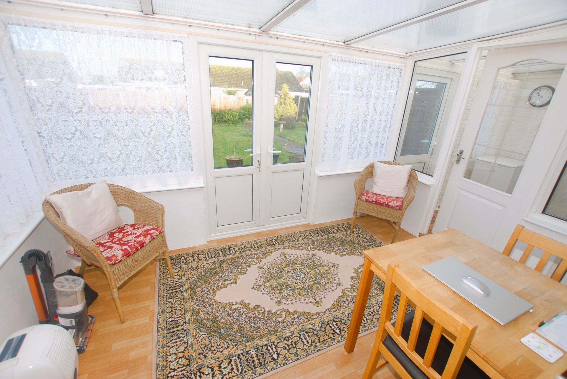 2 bed bungalow for sale in Beverley Gardens, Dymchurch TN29 Zoopla