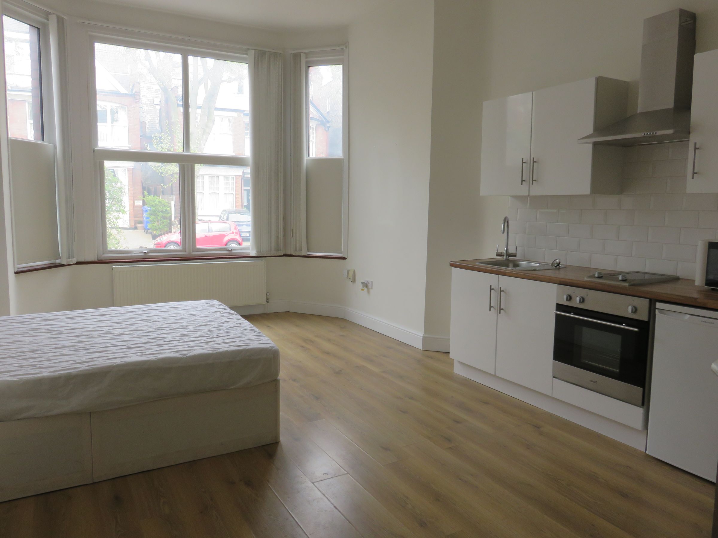 Studio to rent in Princes Avenue, Muswell Hill, London N10 Zoopla