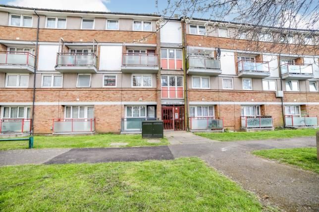 Glaisdale, Luton, Bedfordshire LU4  