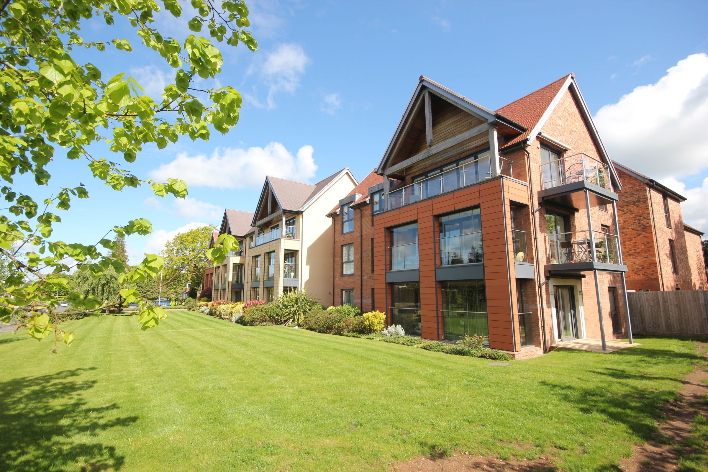 Scarlet Oak, Warwick Road, Solihull B91  