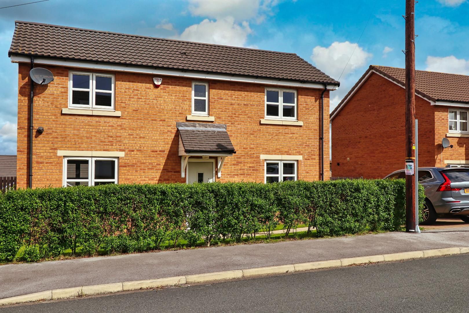 3 bed detached house for sale in Cherry Tree Drive, Farsley, Pudsey