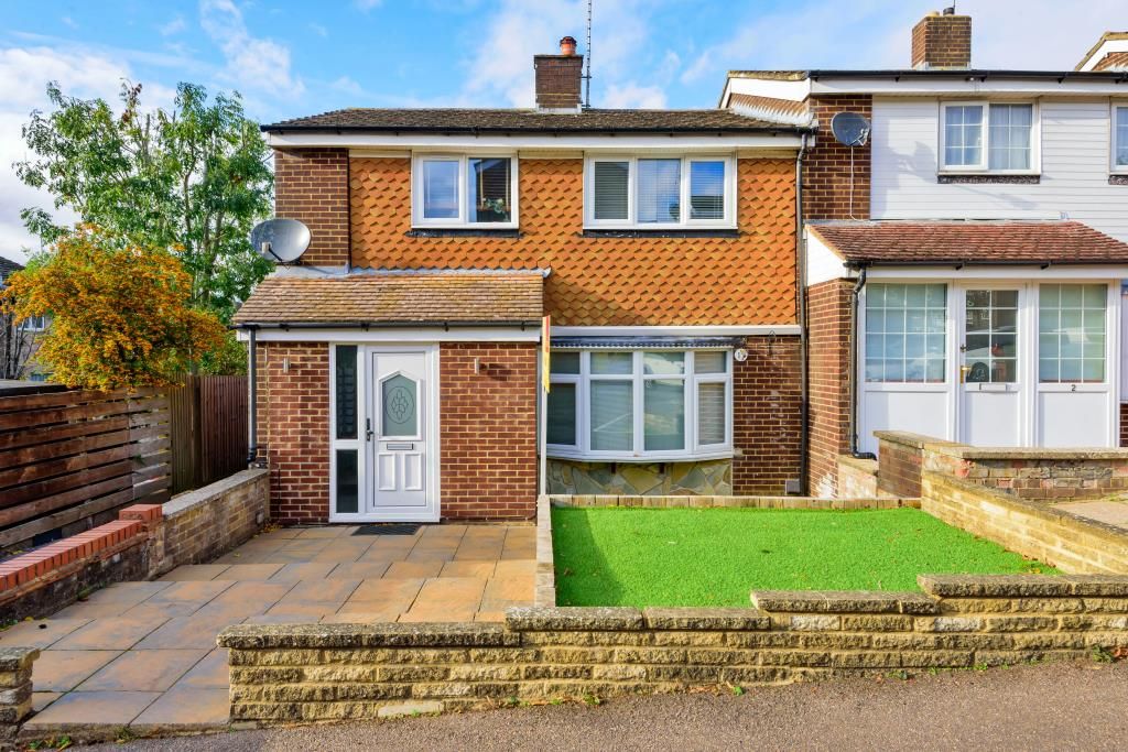 3 bed semidetached house for sale in Hemel Hempstead, Hertfordshire