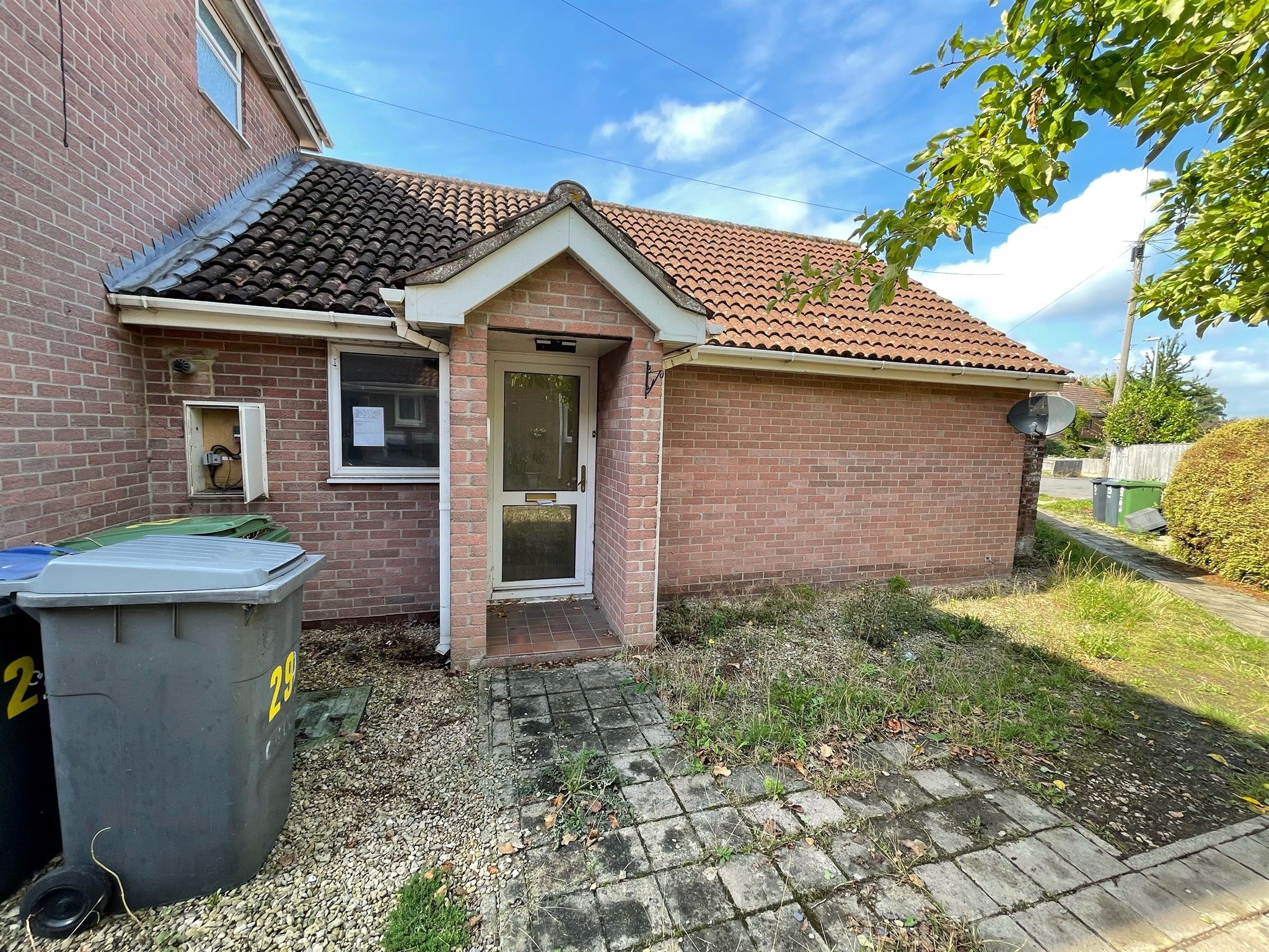 1 bed semidetached bungalow for sale in Cherry Gardens Court