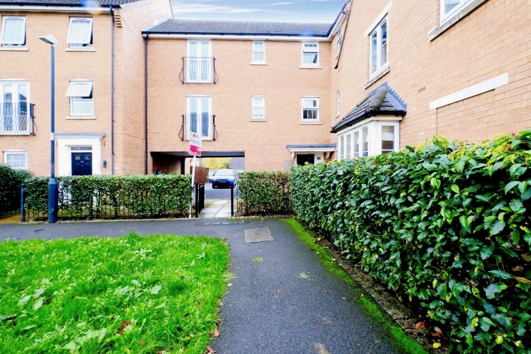 2 bed flat for sale in Crackthorne Drive, Rugby CV23 Zoopla