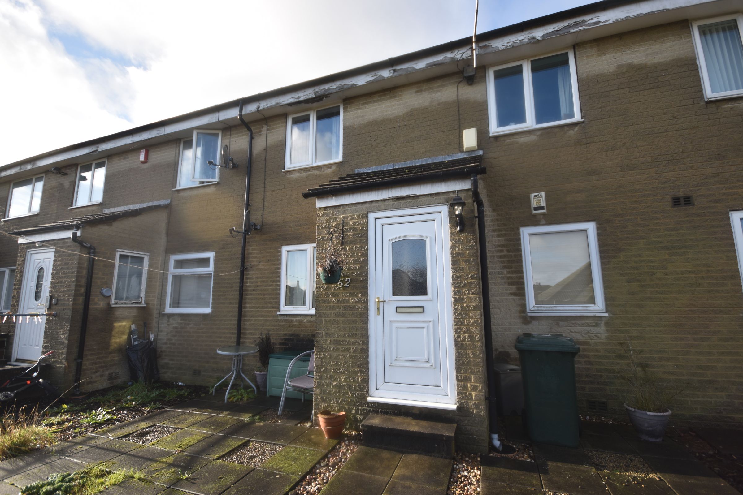 2 bed flat for sale in Ascot Parade, Horton Bank Top, Bradford BD7 Zoopla
