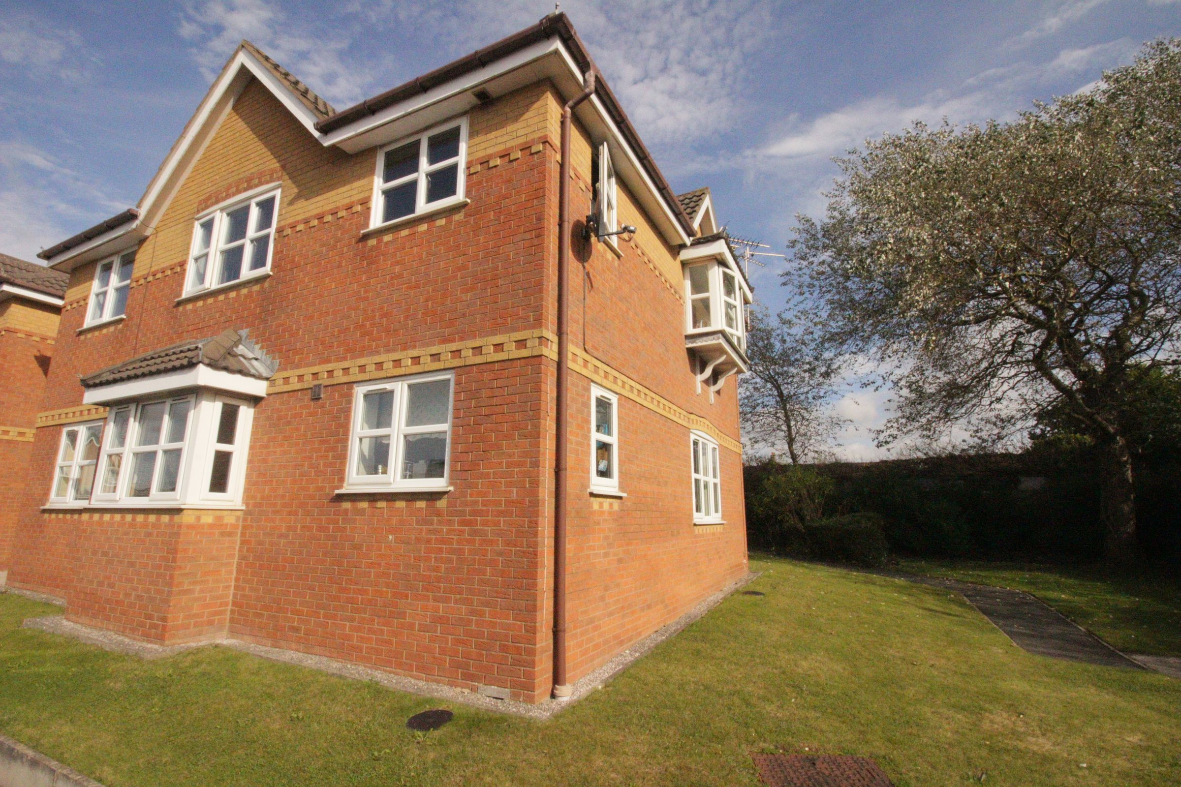 2 bed flat for sale in Parbold Close, Highfurlong, Blackpool FY3 Zoopla