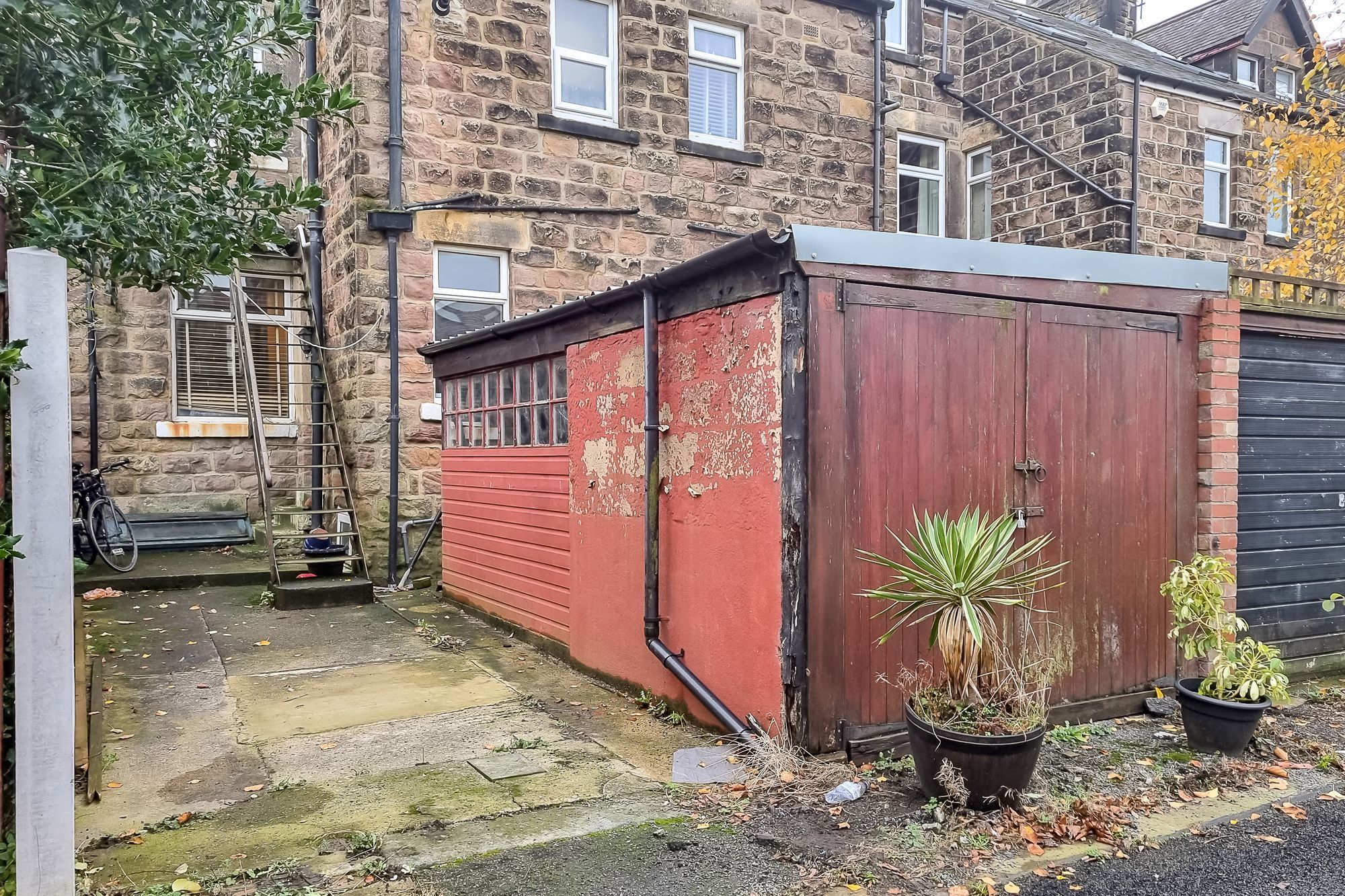 2 bed flat for sale in King Edwards Drive, Harrogate HG1 Zoopla