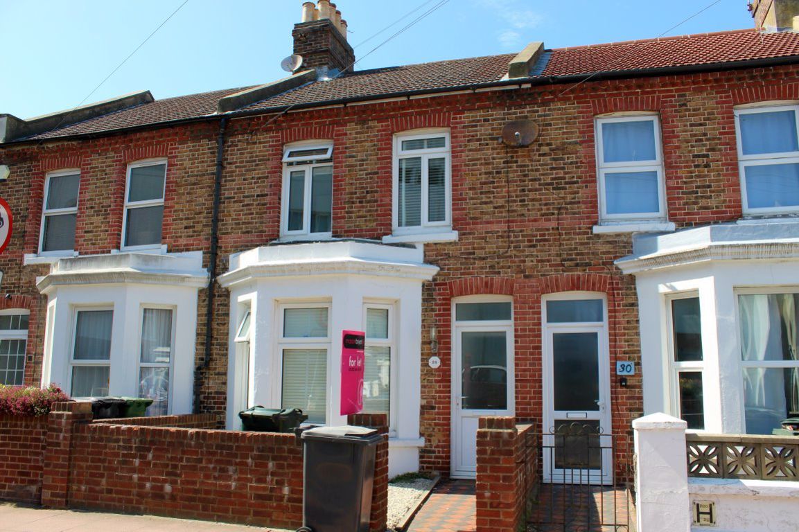 Room to rent in Longstone Road, Eastbourne BN21 Zoopla