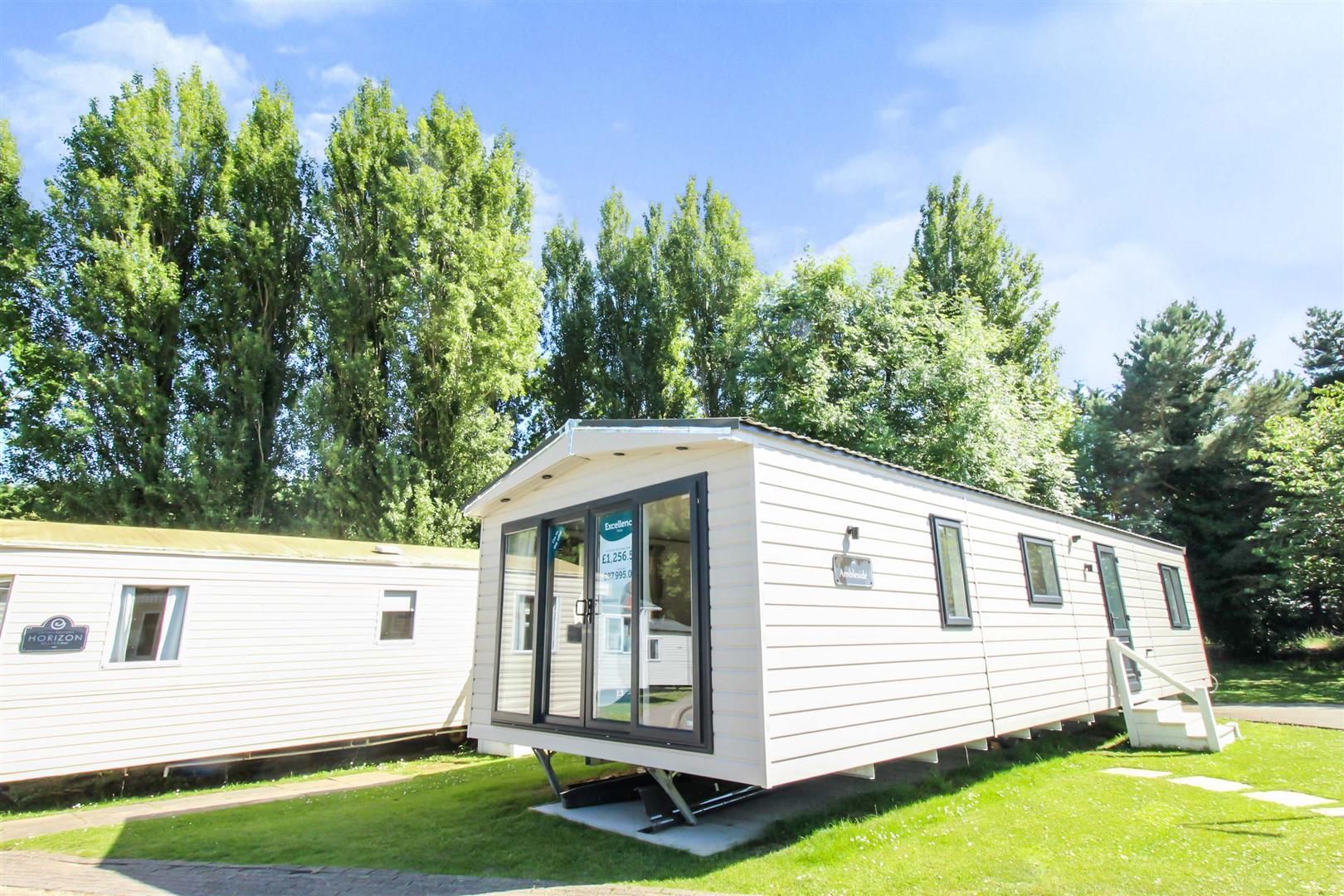 2 bed mobile/park home for sale in Clacton Road, Weeley, ClactonOnSea