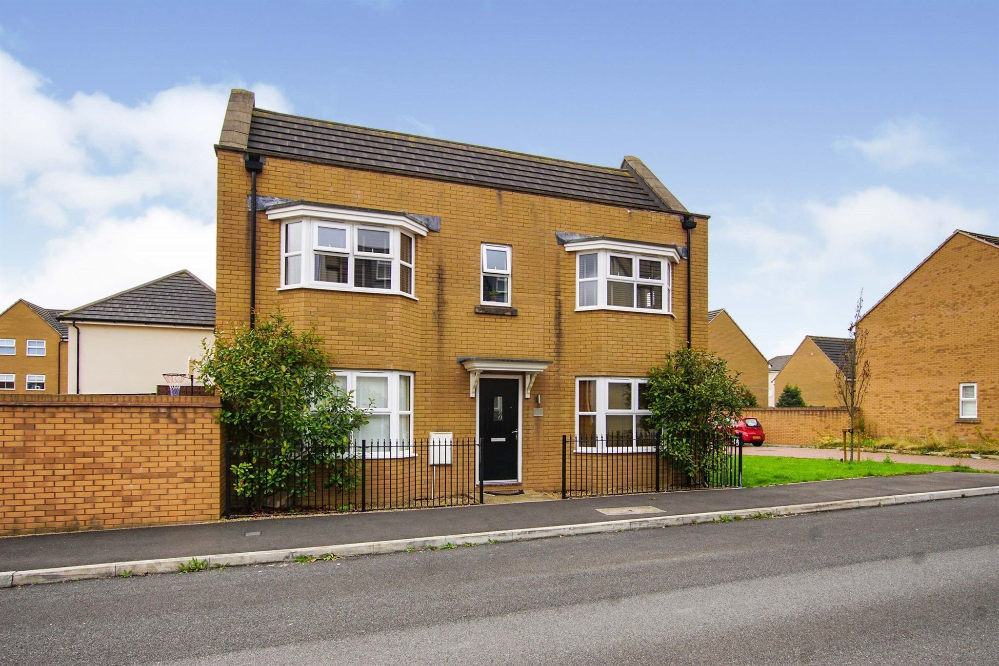 3 bed detached house for sale in Oak Leaze, Patchway, Bristol BS34 Zoopla