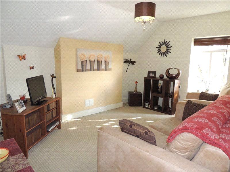 122 Waddon New Road Central Croydon London CR0  