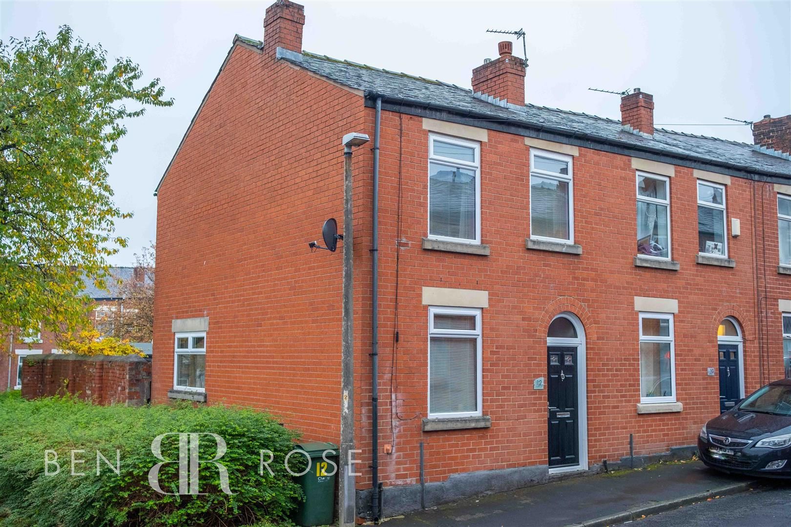 2 bed end terrace house for sale in Wellington Street PR7 Zoopla