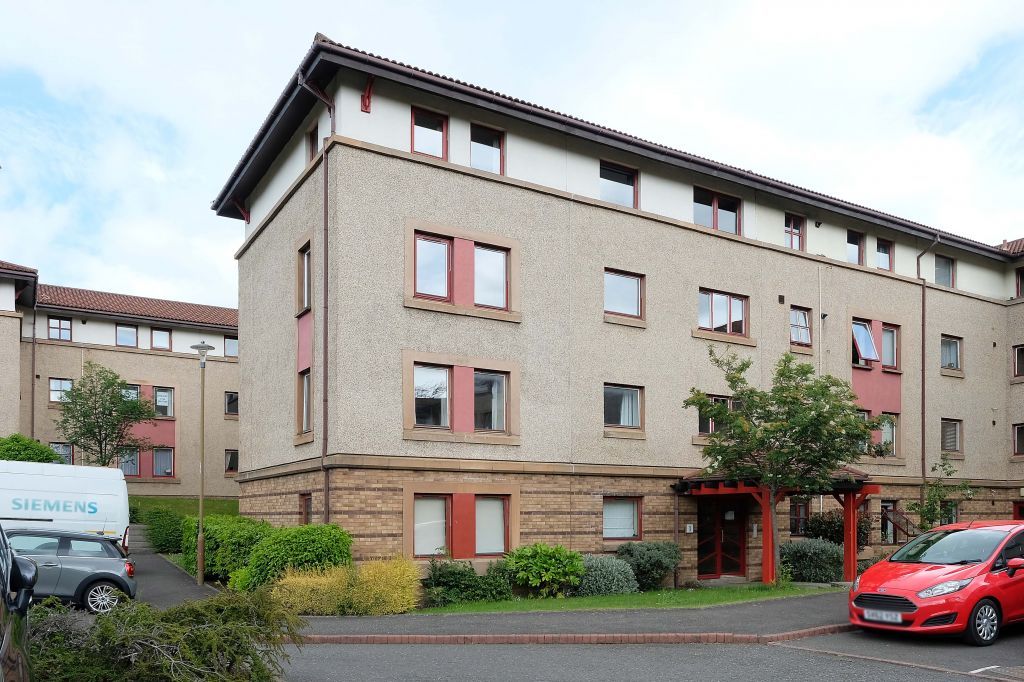 1/10 North Werber Place, Edinburgh EH4  