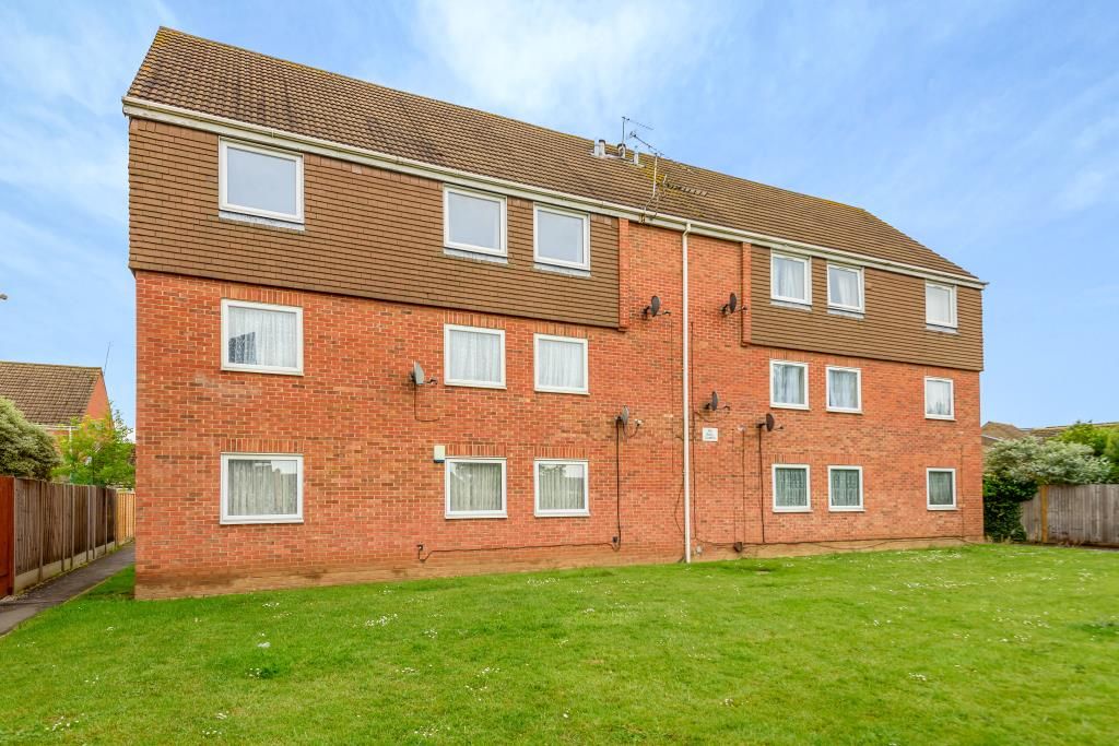 2 bed flat for sale in Slough, Berkshire SL2 Zoopla
