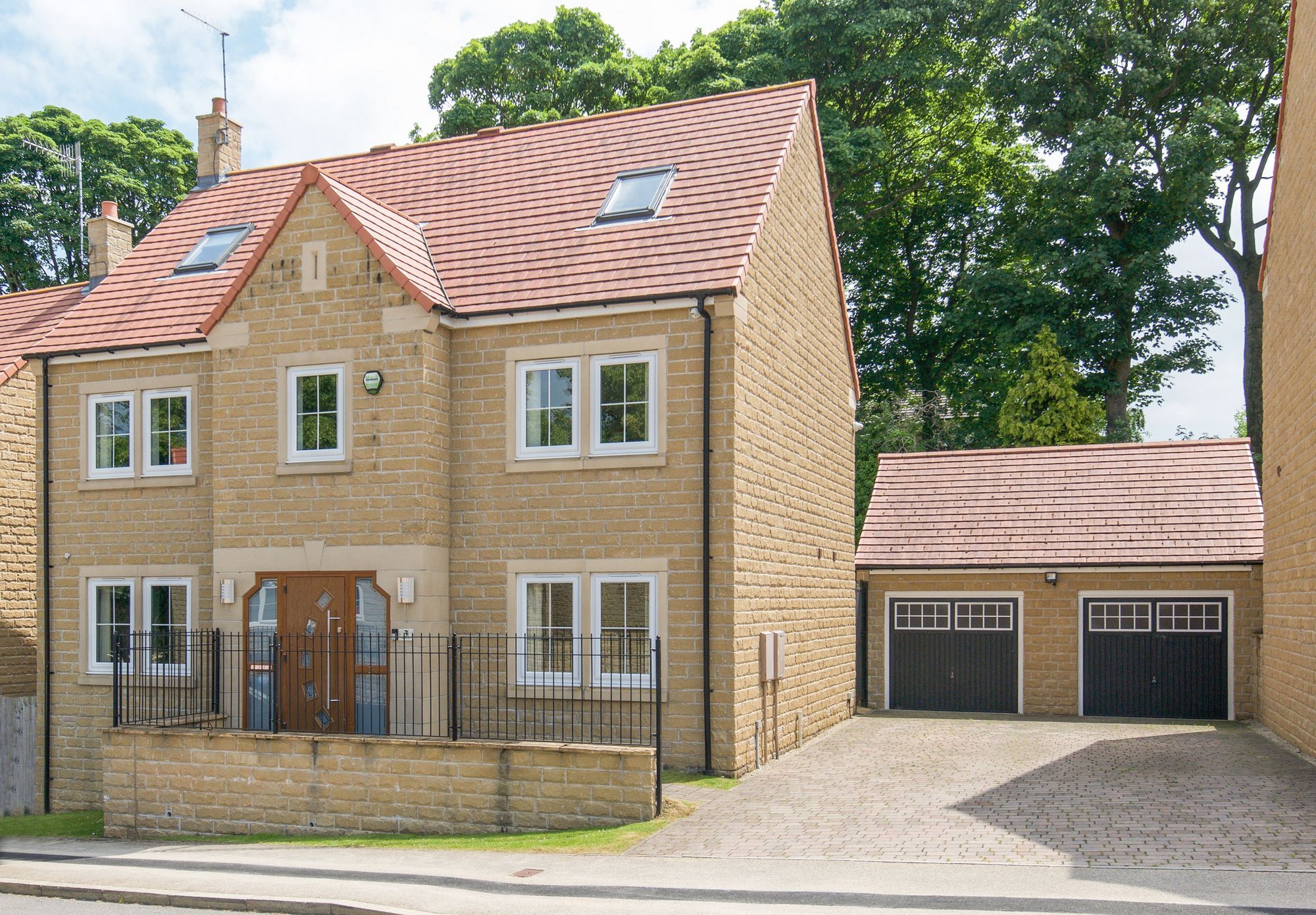 Bluecoat Rise, Sheffield S11  