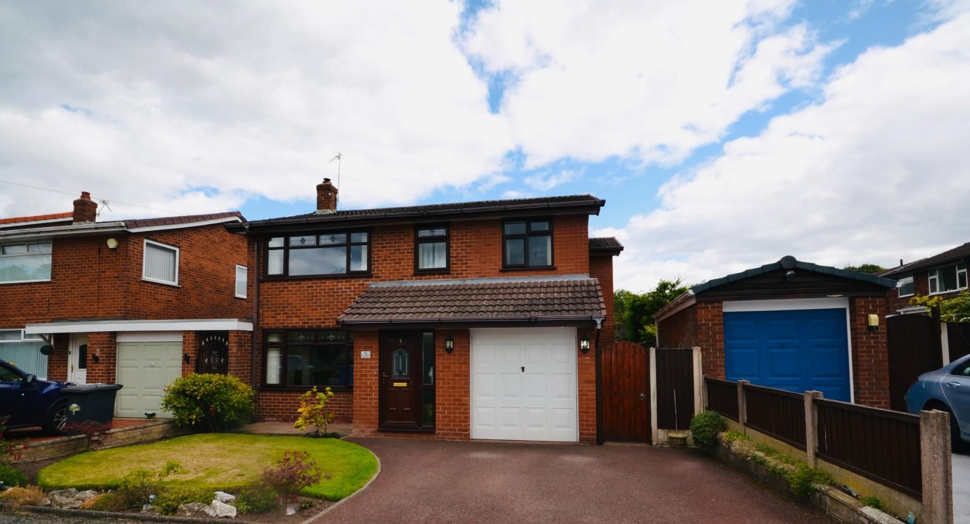 5 bed detached house for sale in Tragan Drive, Penketh, Warrington WA5