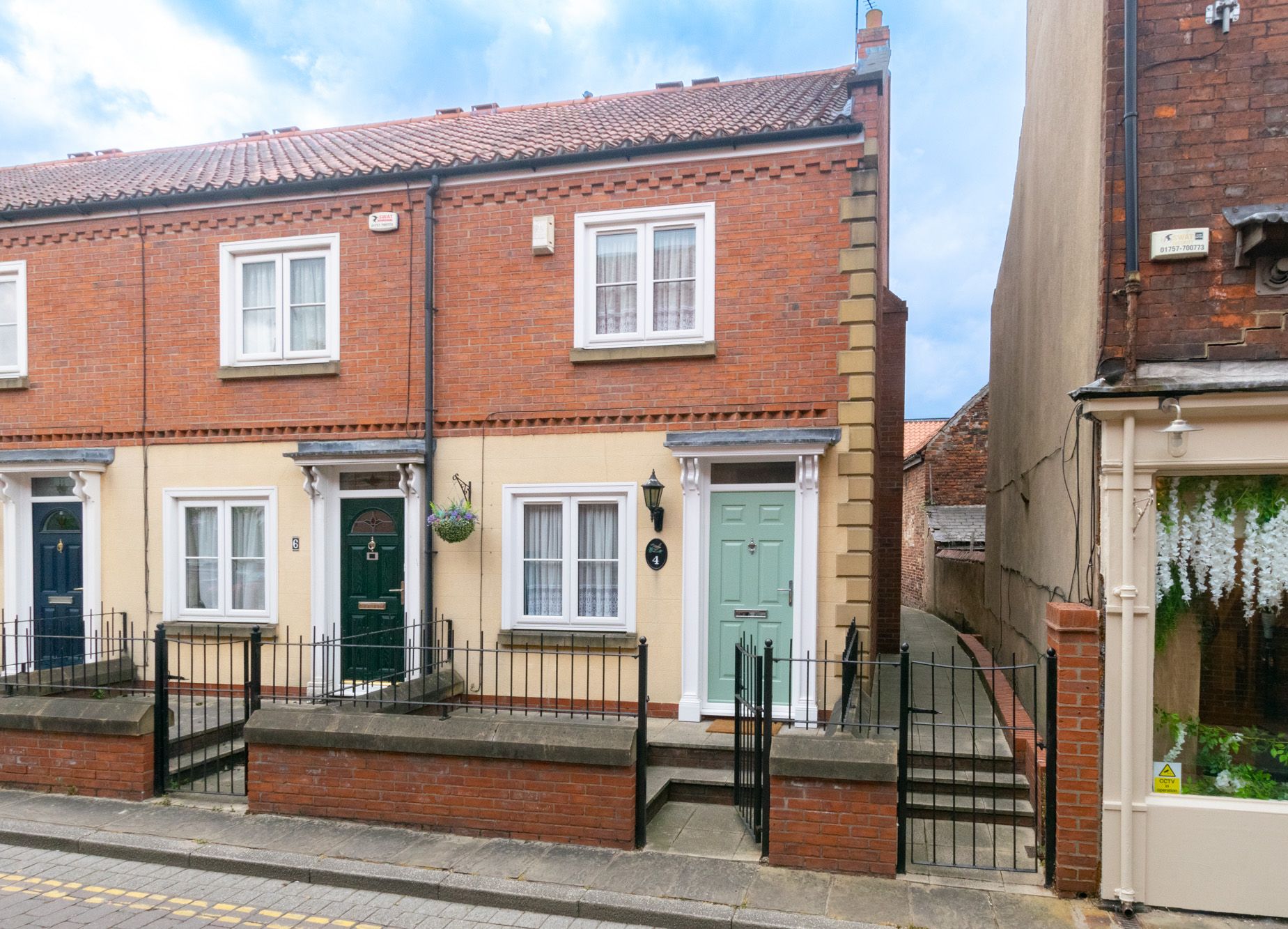 2 bed end terrace house for sale in Wren Lane, Selby YO8 Zoopla