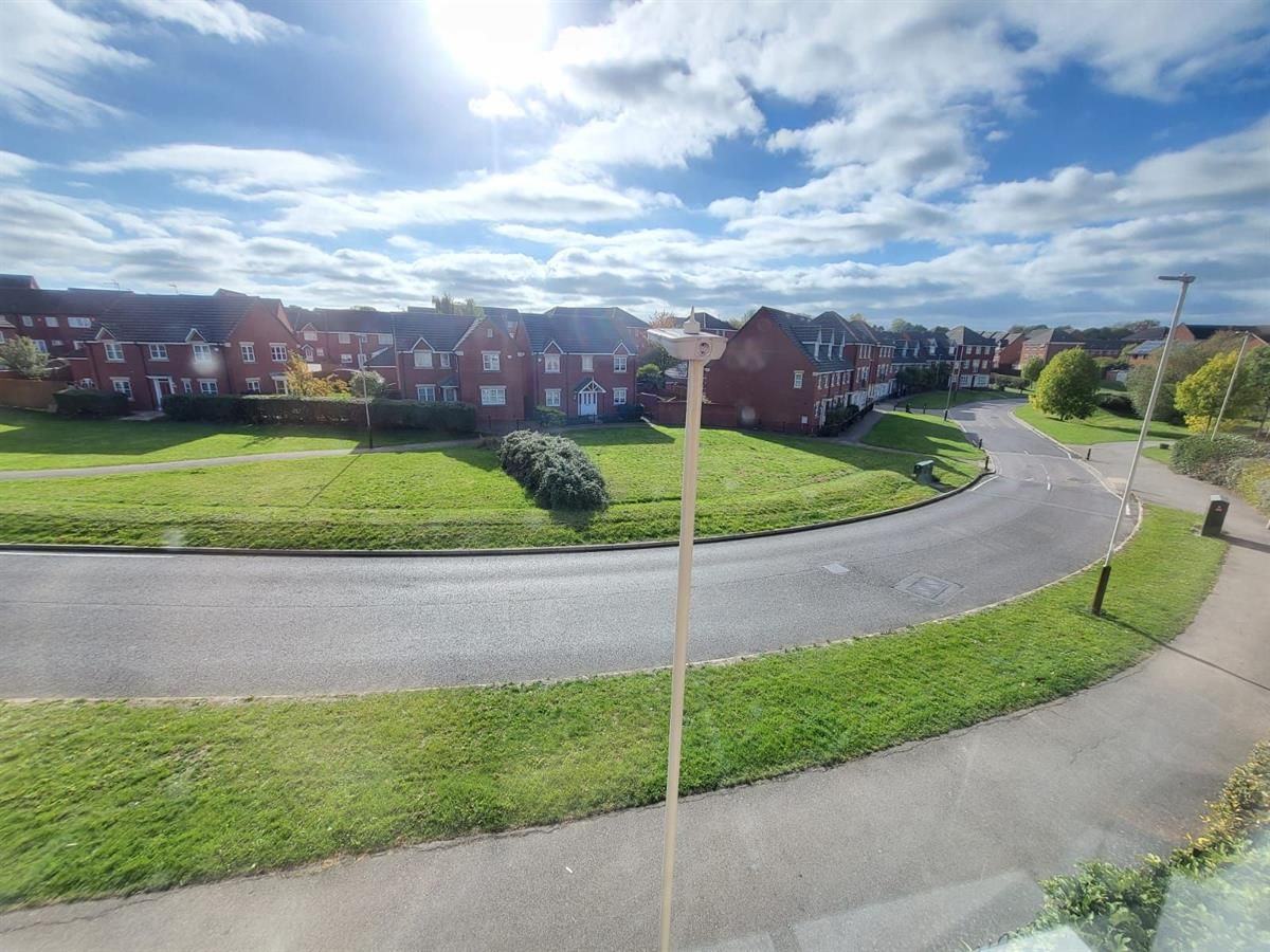 1 bed flat to rent in Flat, Birkby Close, Hamilton, Leicester LE5 Zoopla