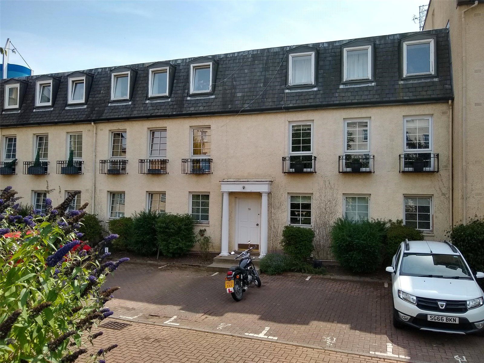 2 bed flat to rent in Caledonian Crescent, Edinburgh EH11 Zoopla