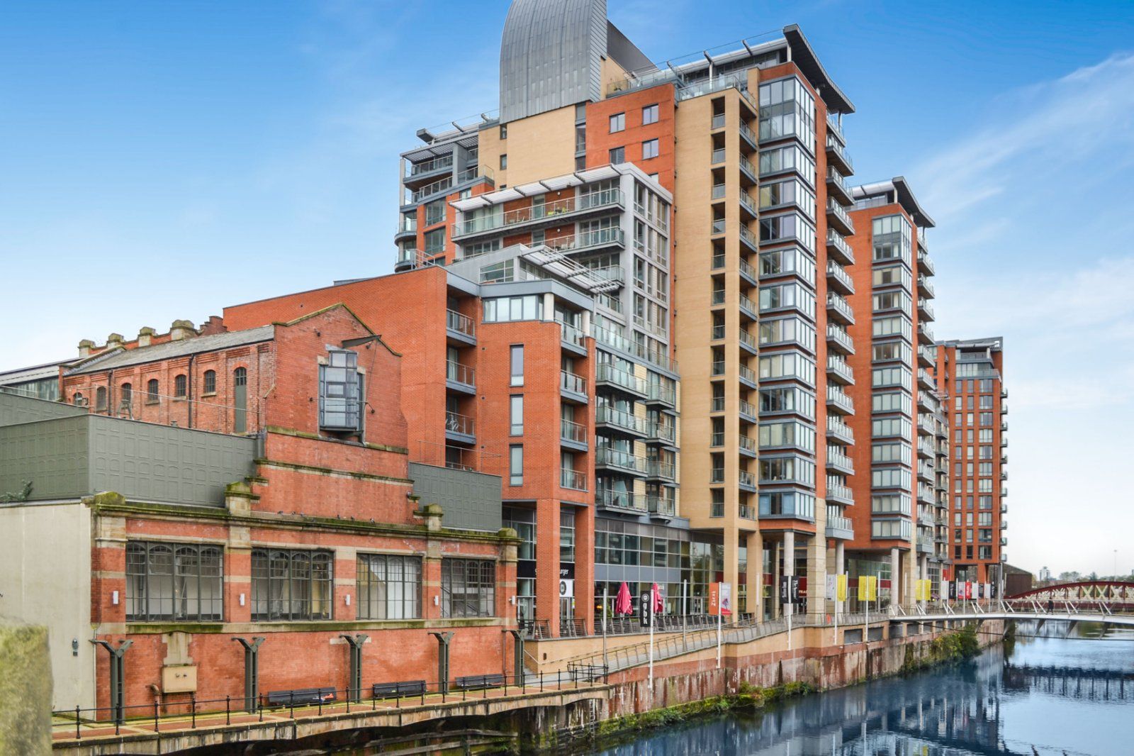 2 bed flat to rent in 18 Leftbank, Spinningfields, Manchester M3 Zoopla