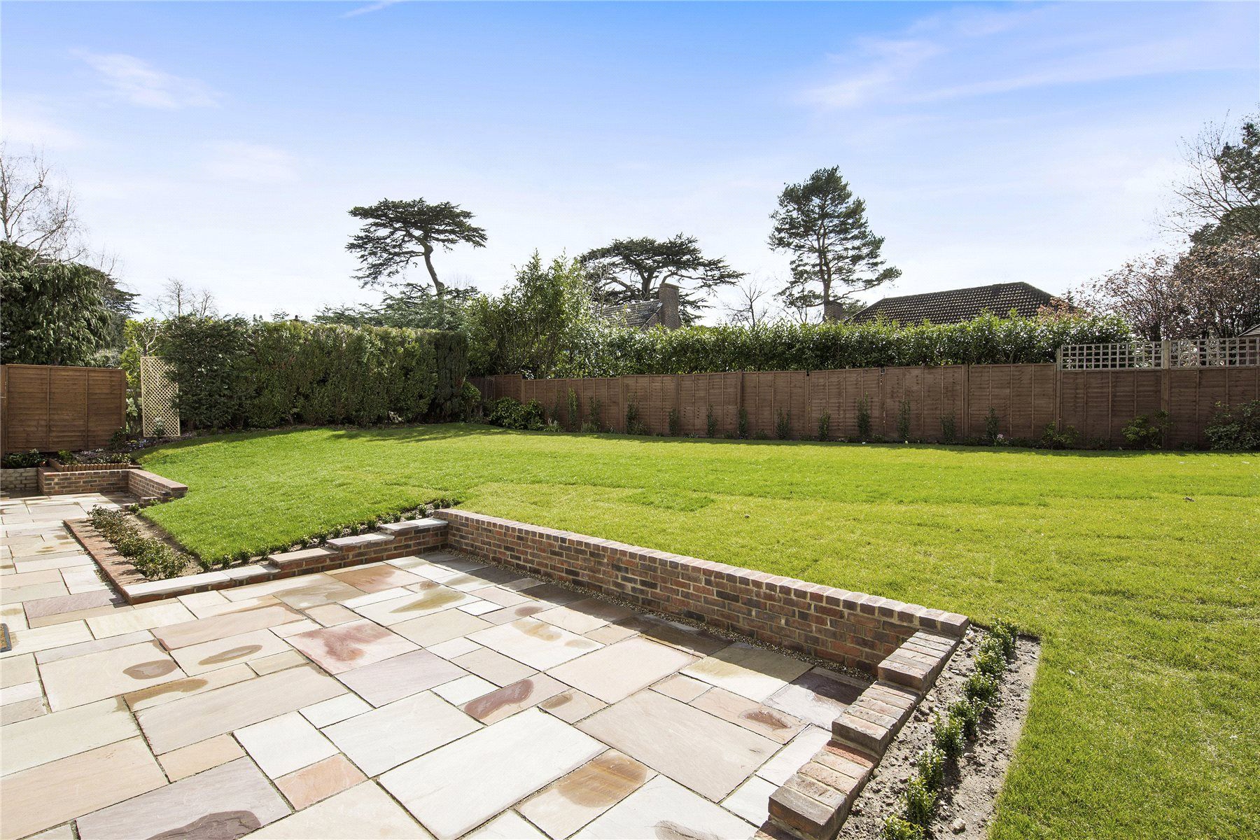 Manor Chase Weybridge Surrey KT13  