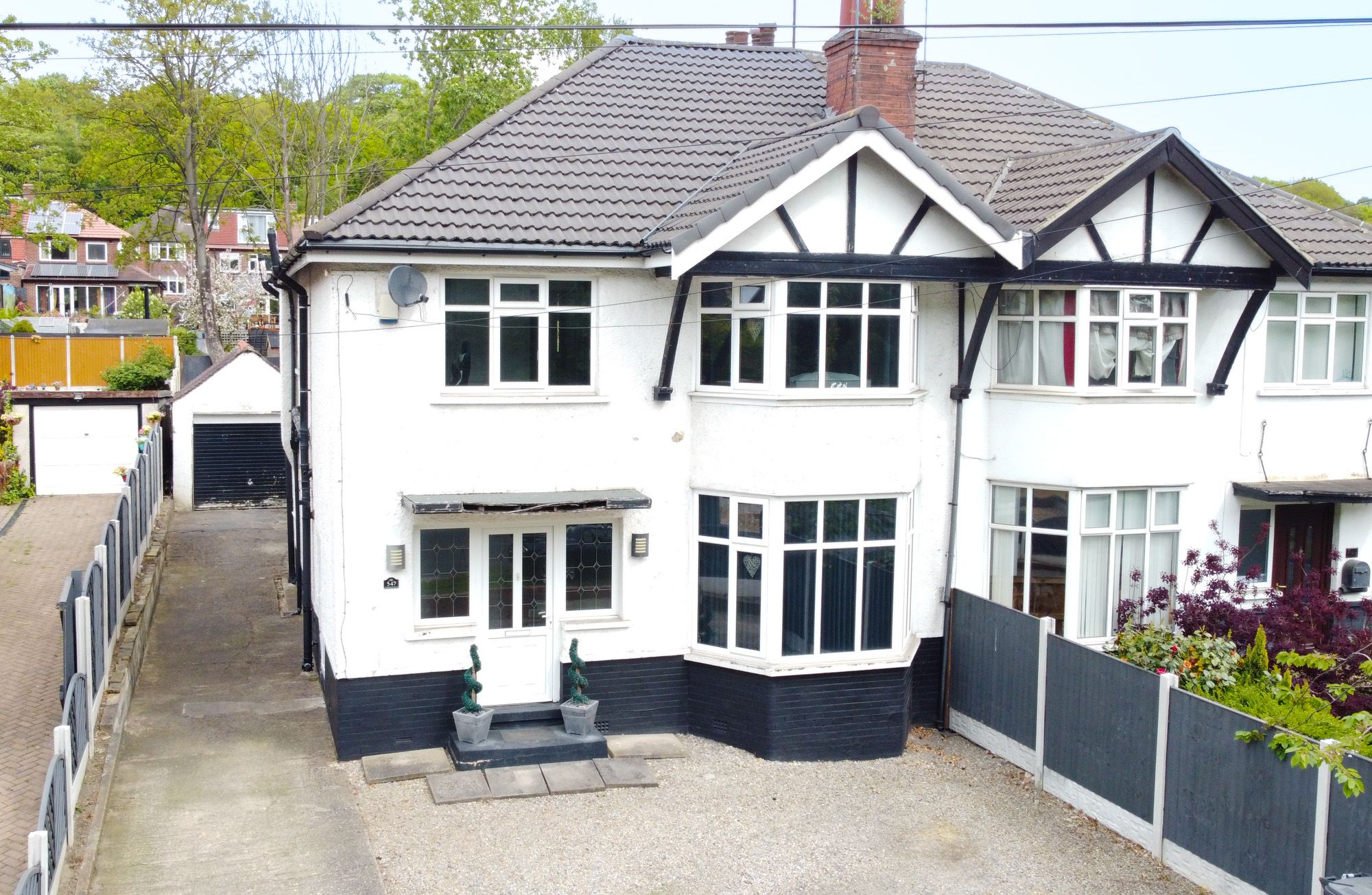 3 bed semidetached house for sale in Ring Road Moortown, Leeds LS17