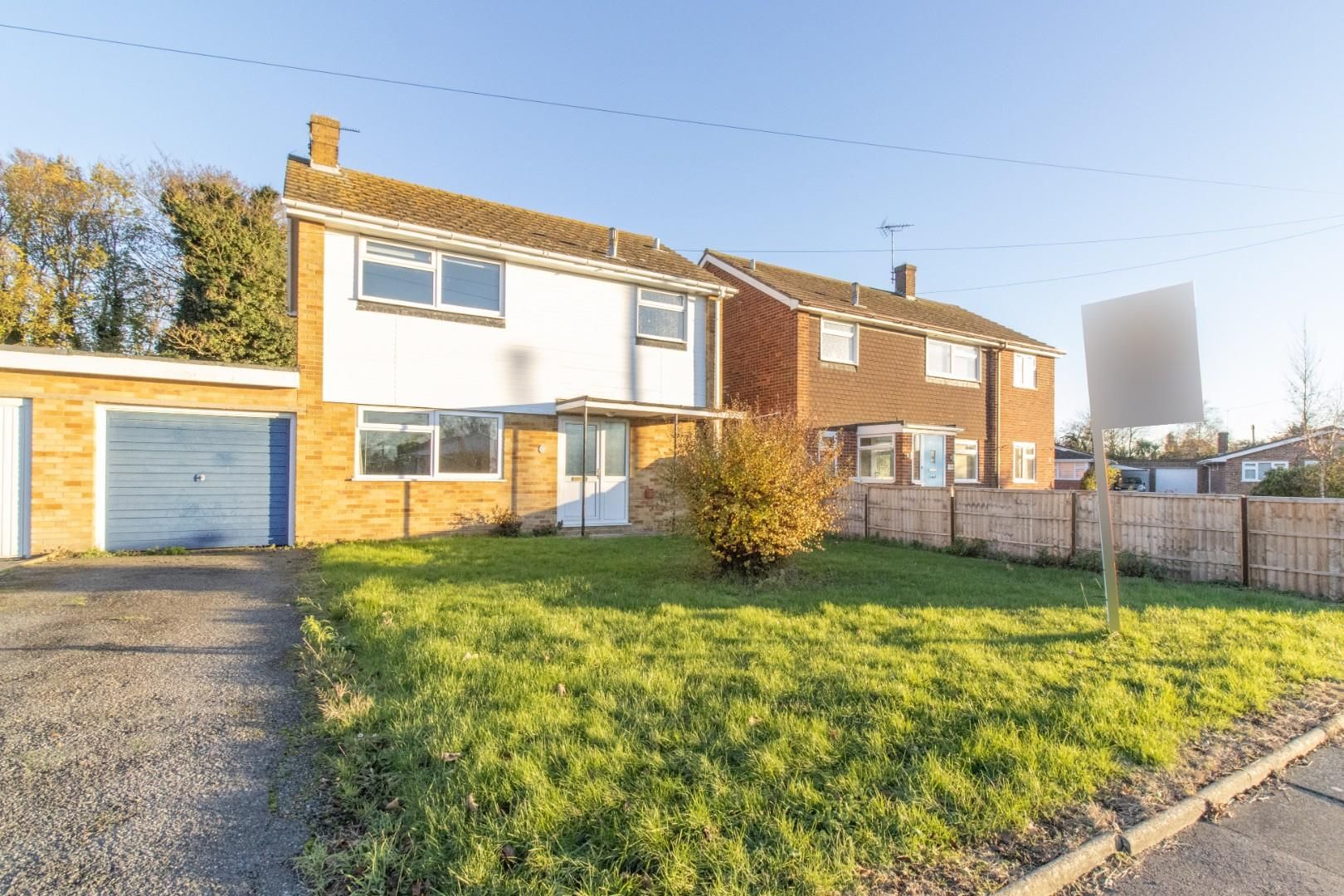 3 bed detached house for sale in Radley Close, Broadstairs CT10 Zoopla