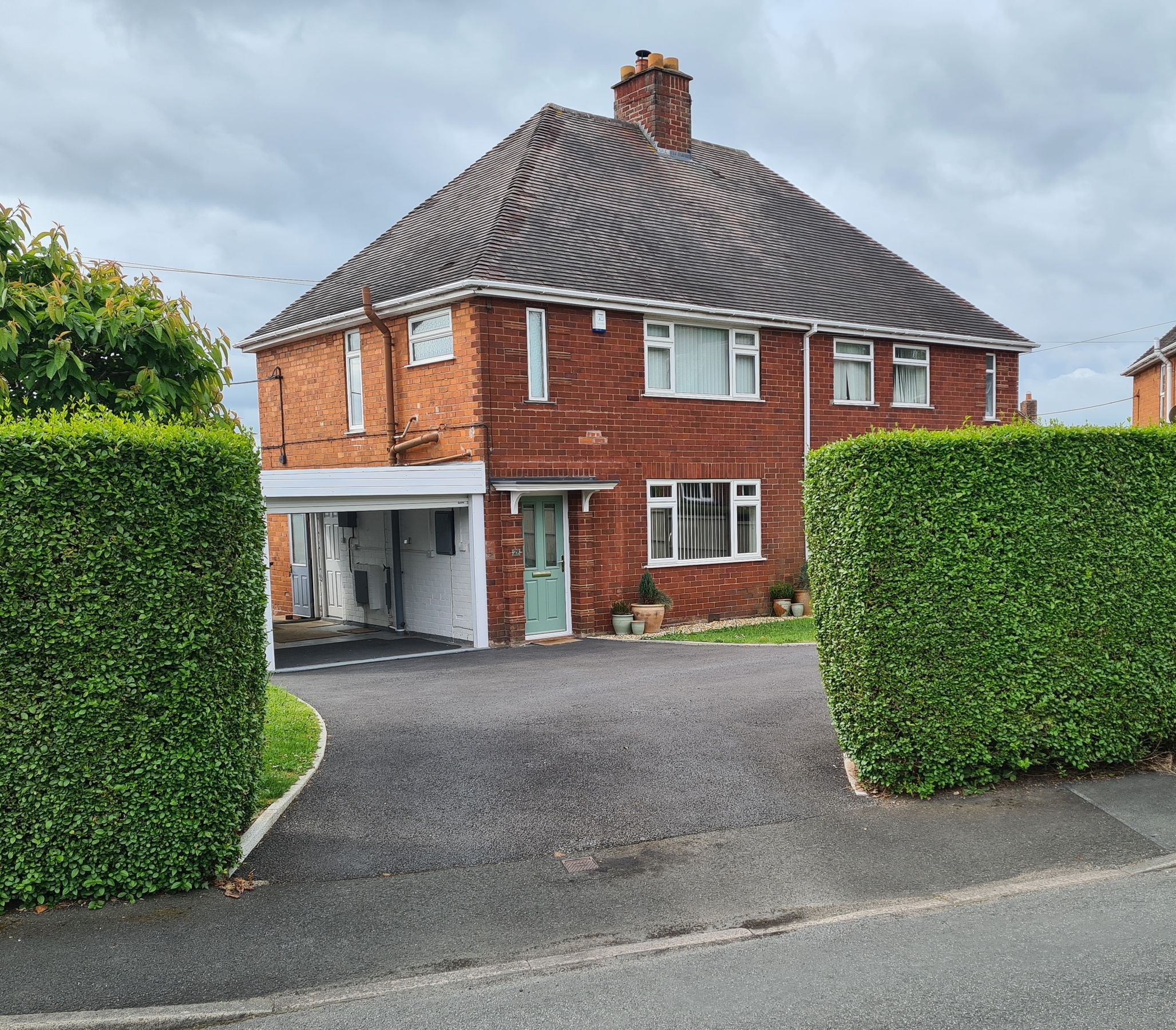 3 bed semidetached house to rent in Ardern Avenue, Dawley, Telford TF4