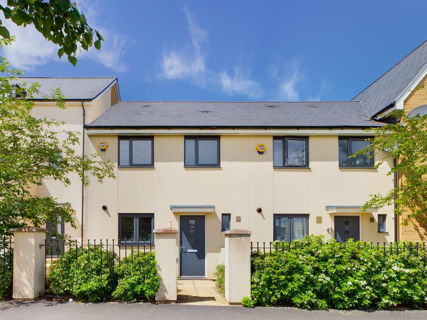 3 bed end terrace house to rent in Willowherb Road, Lyde Green, Bristol