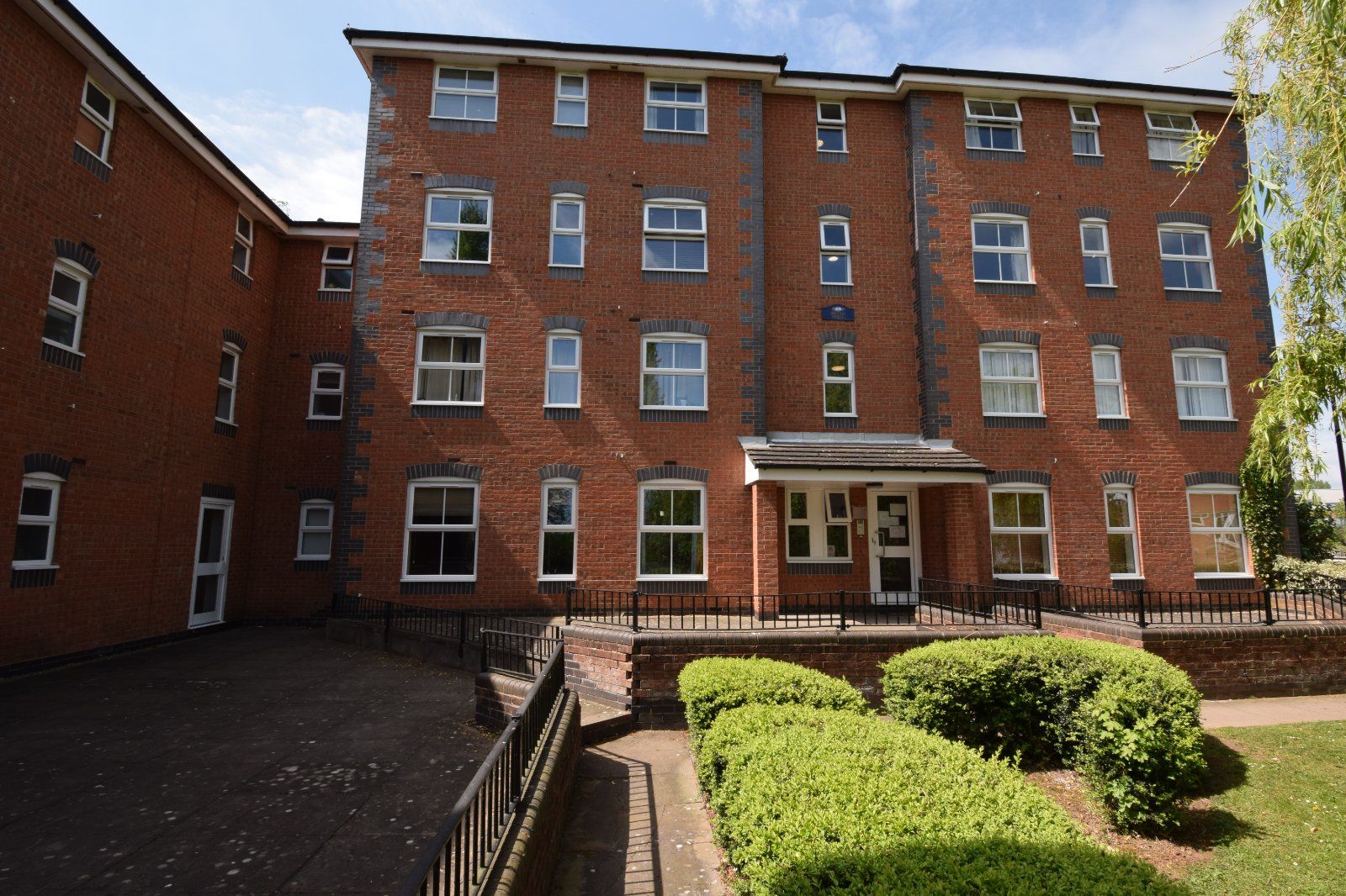 1 bed flat for sale in Drapers Fields, Coventry, West Midlands CV1 Zoopla