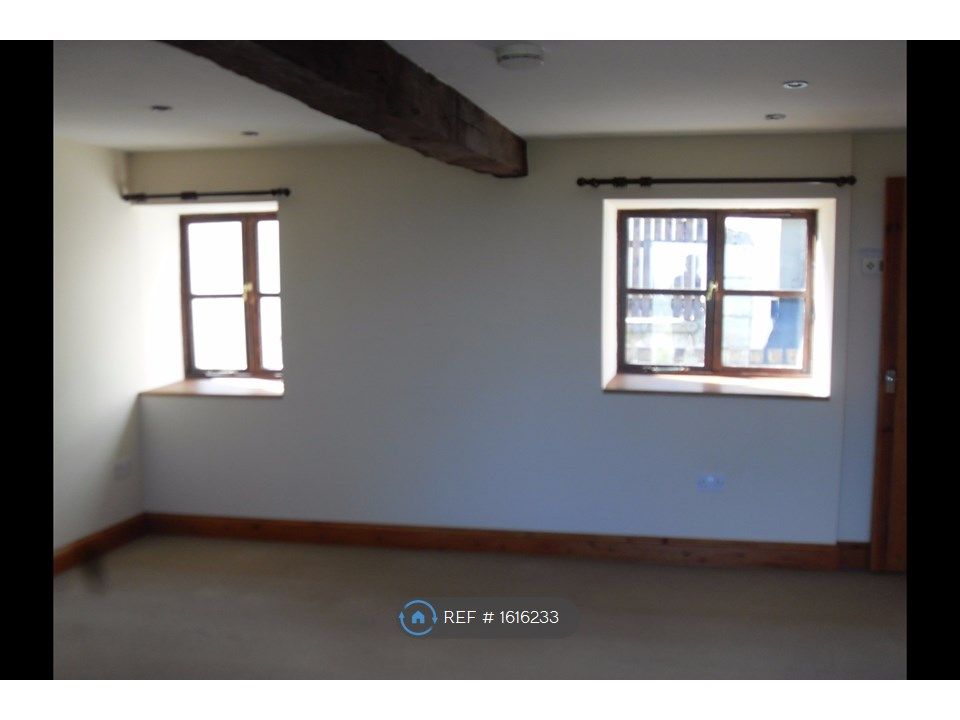 2 bed terraced house to rent in The Stables (2), St Abergele