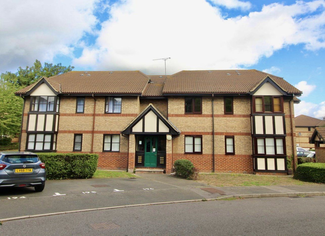 2 bed flat for sale in Tattershall Court, Osbourne Road, Dartford, Kent