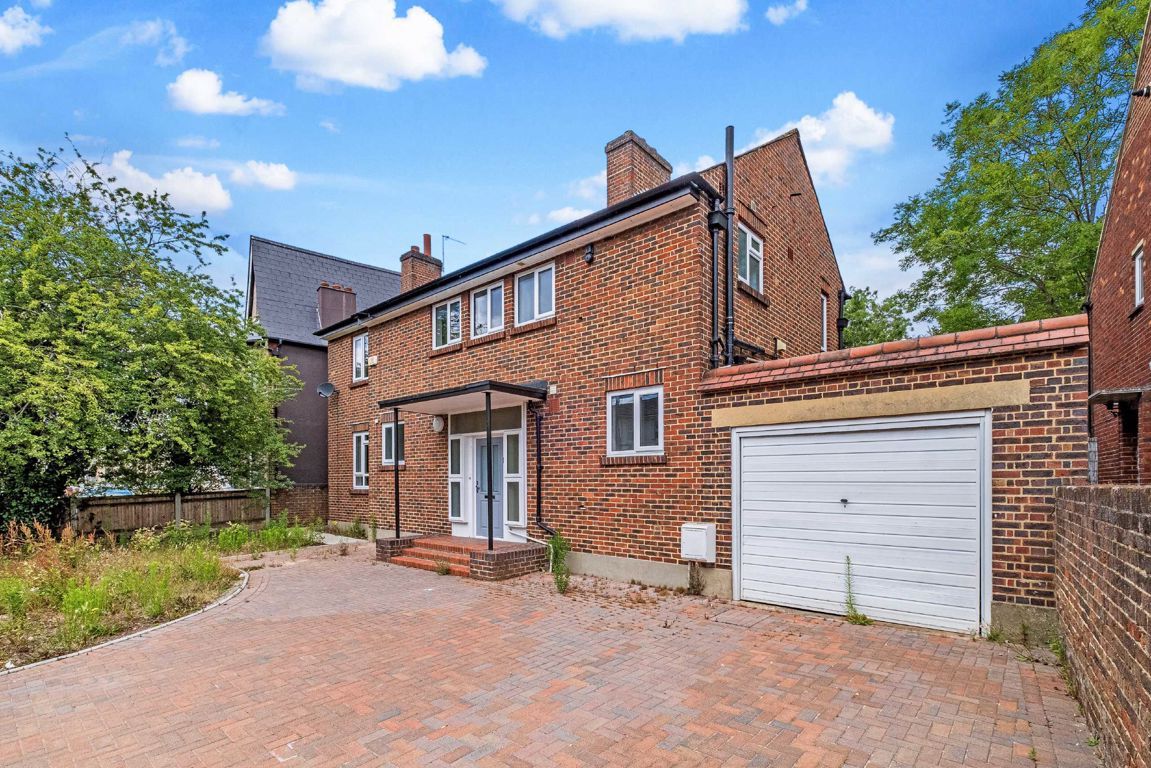 5 bed property to rent in Albert Road, London SE25 Zoopla