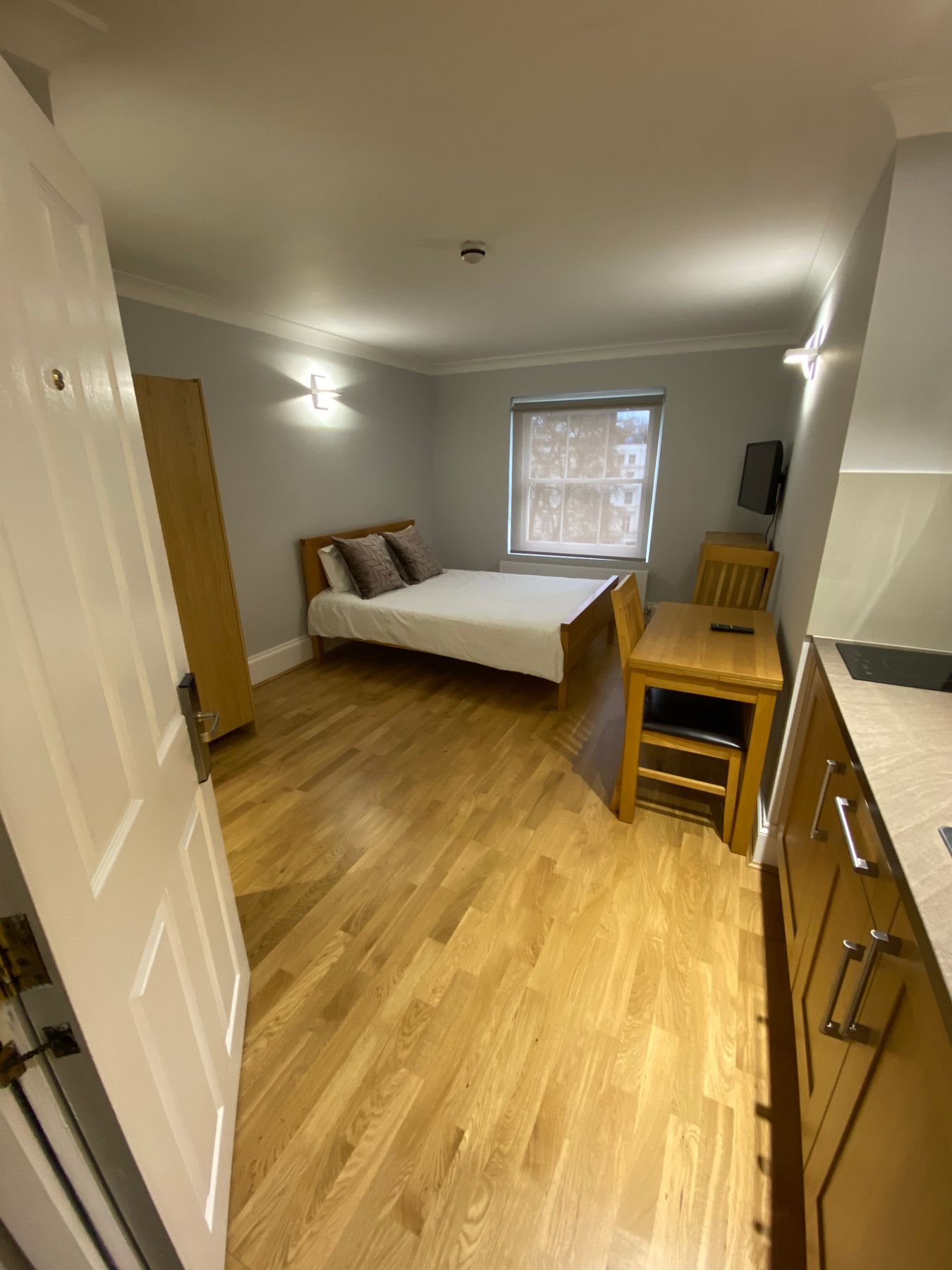 Studio to rent in Cleveland Gardens, London W2 Zoopla