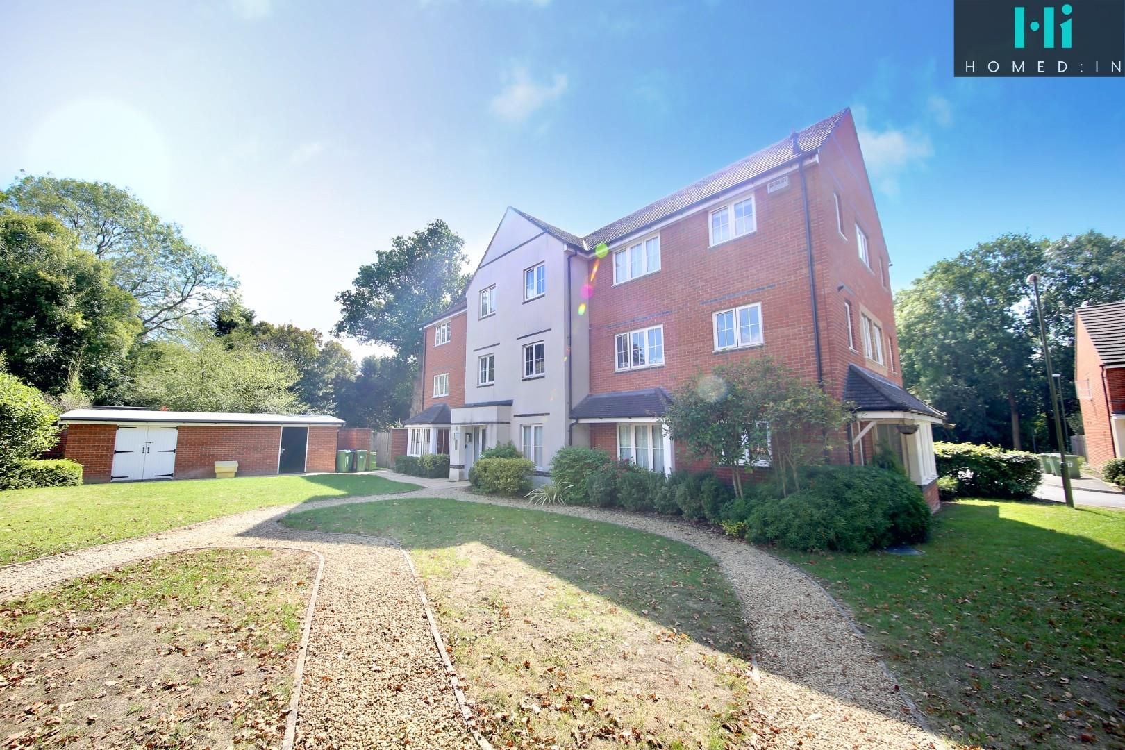 2 bed flat for sale in Martindales, Southwater, Horsham RH13 Zoopla