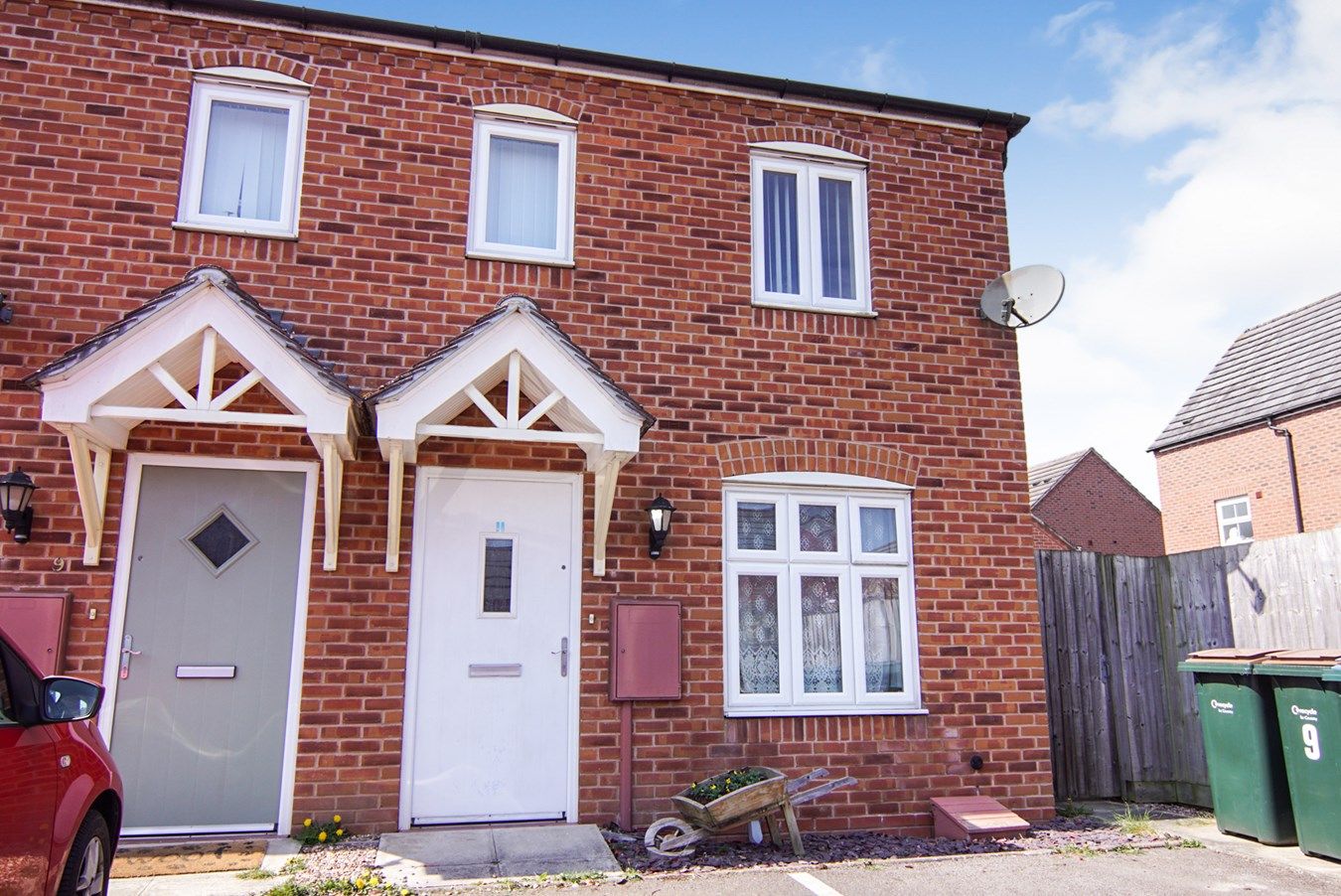 Niagara Close, Coventry CV4  