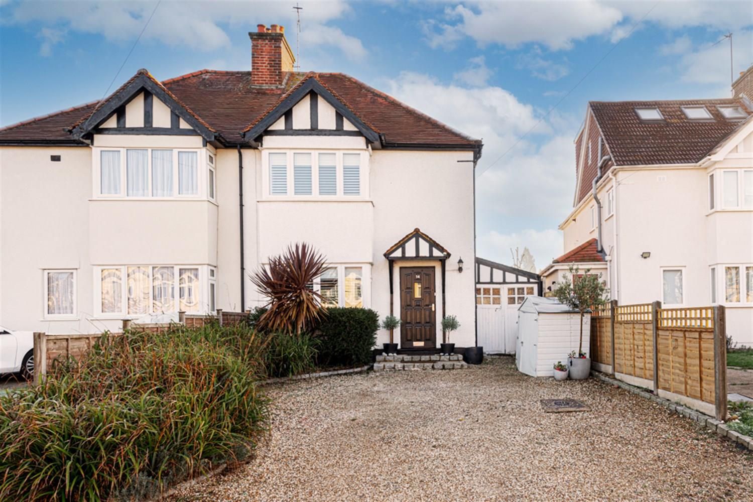 3 bed semidetached house for sale in Telegraph Lane, Claygate, Esher
