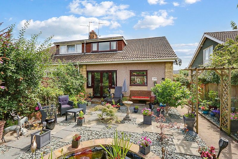 3 bed semidetached house for sale in Strathmore Gardens, Sling