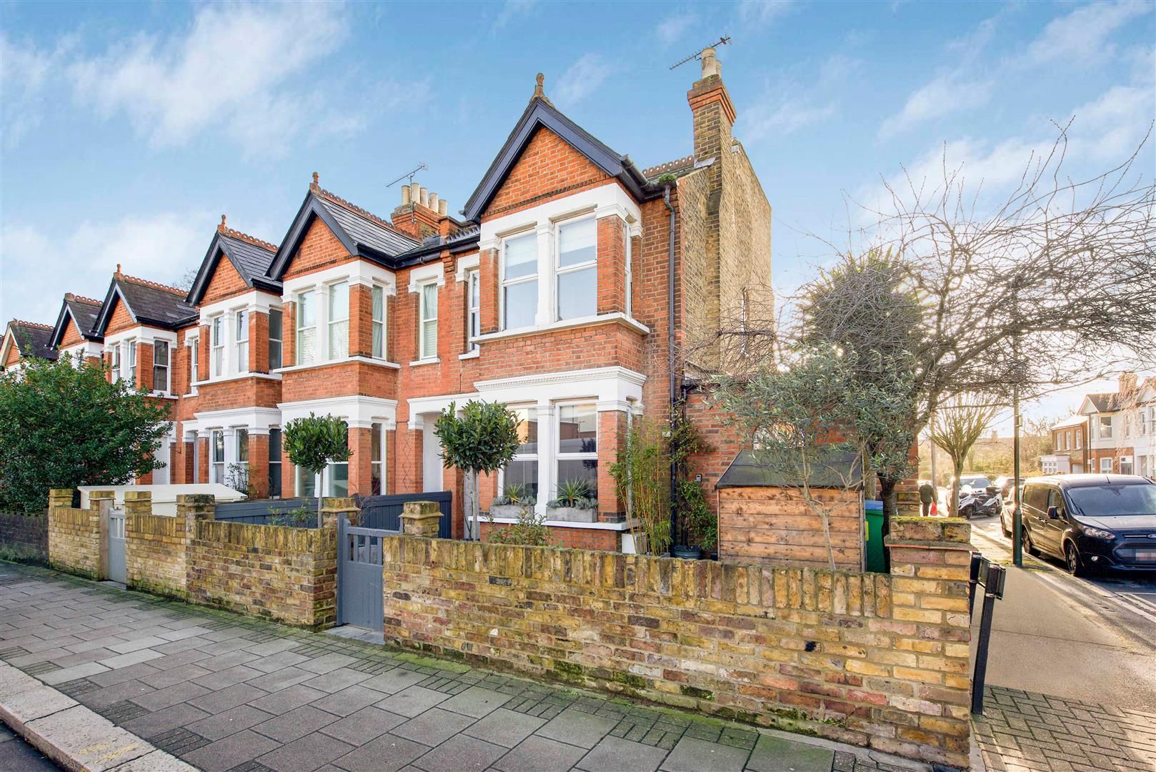 4 bed end terrace house for sale in Staines Road, Twickenham TW2 Zoopla