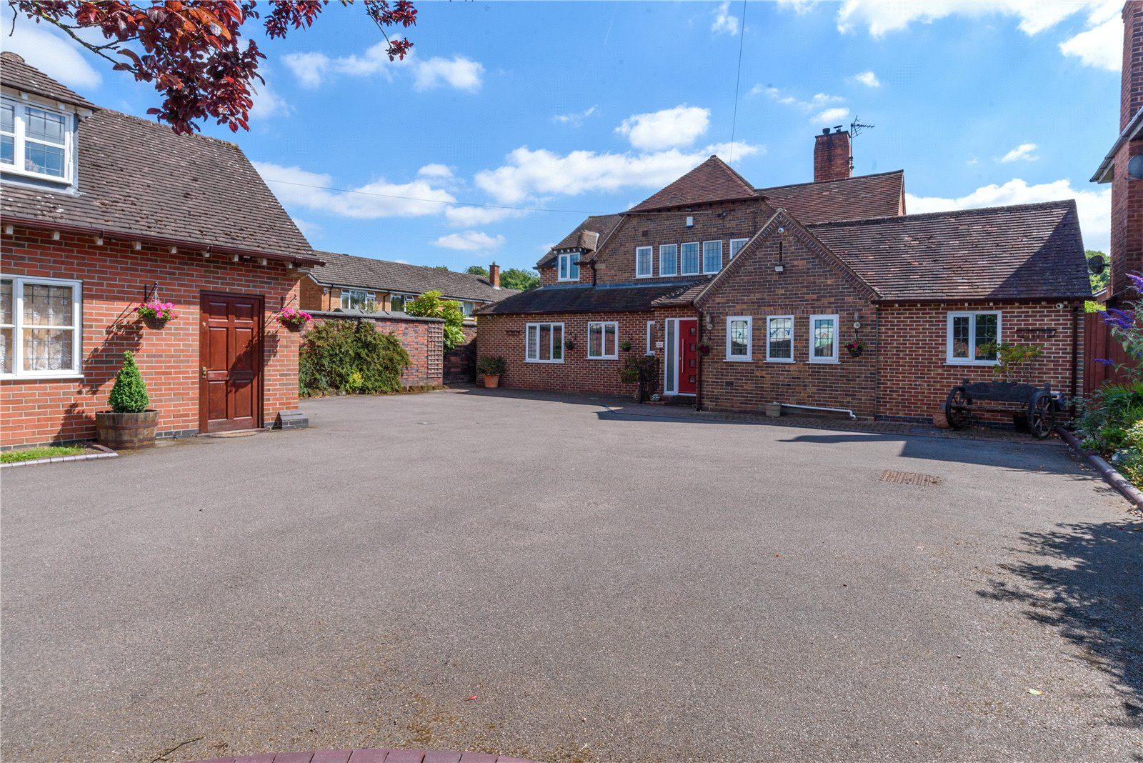 4 bed detached house for sale in Lichfield Street, Fazeley, Tamworth