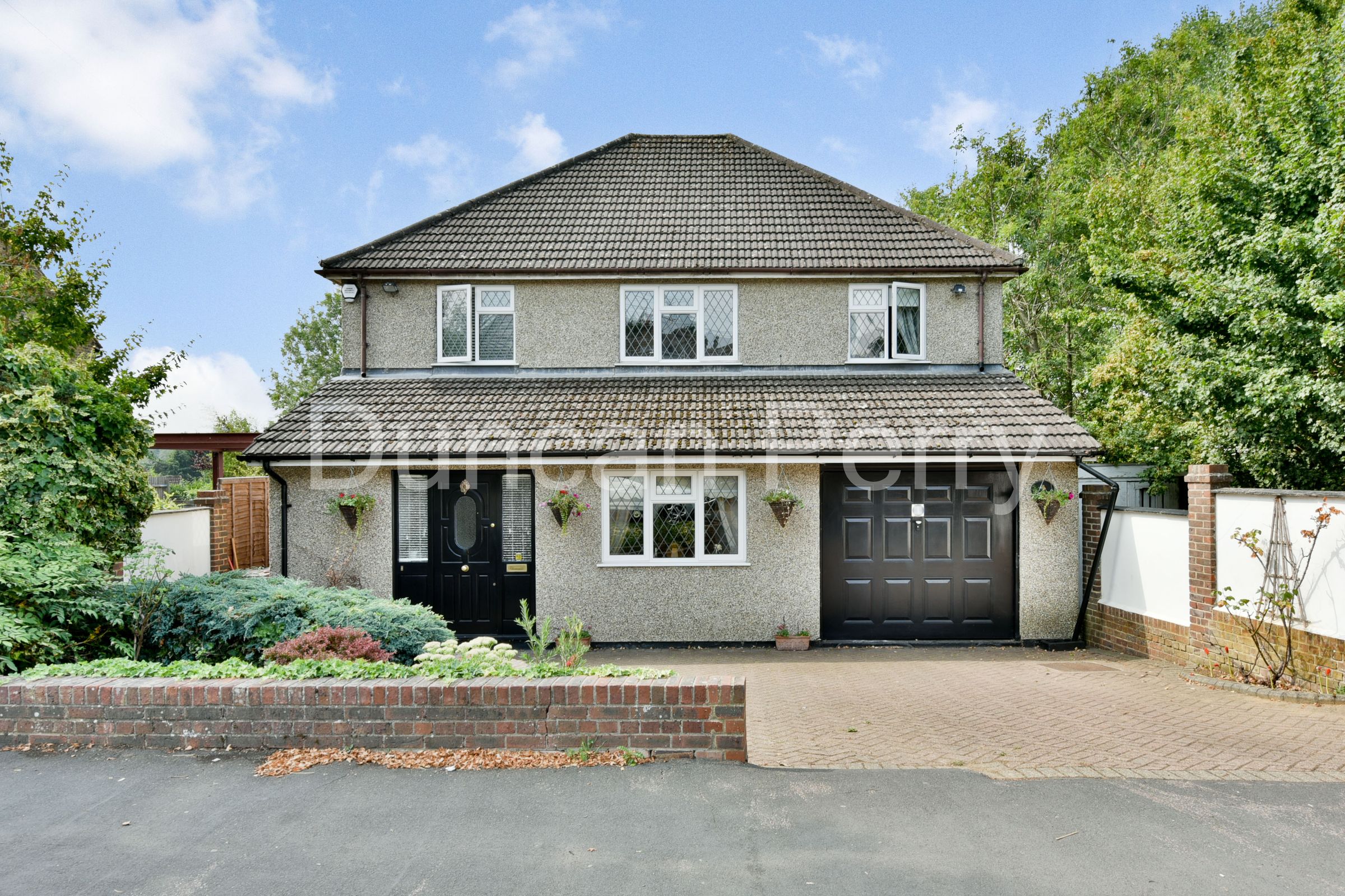 4 bed detached house for sale in Quakers Lane, Potters Bar, Herts EN6