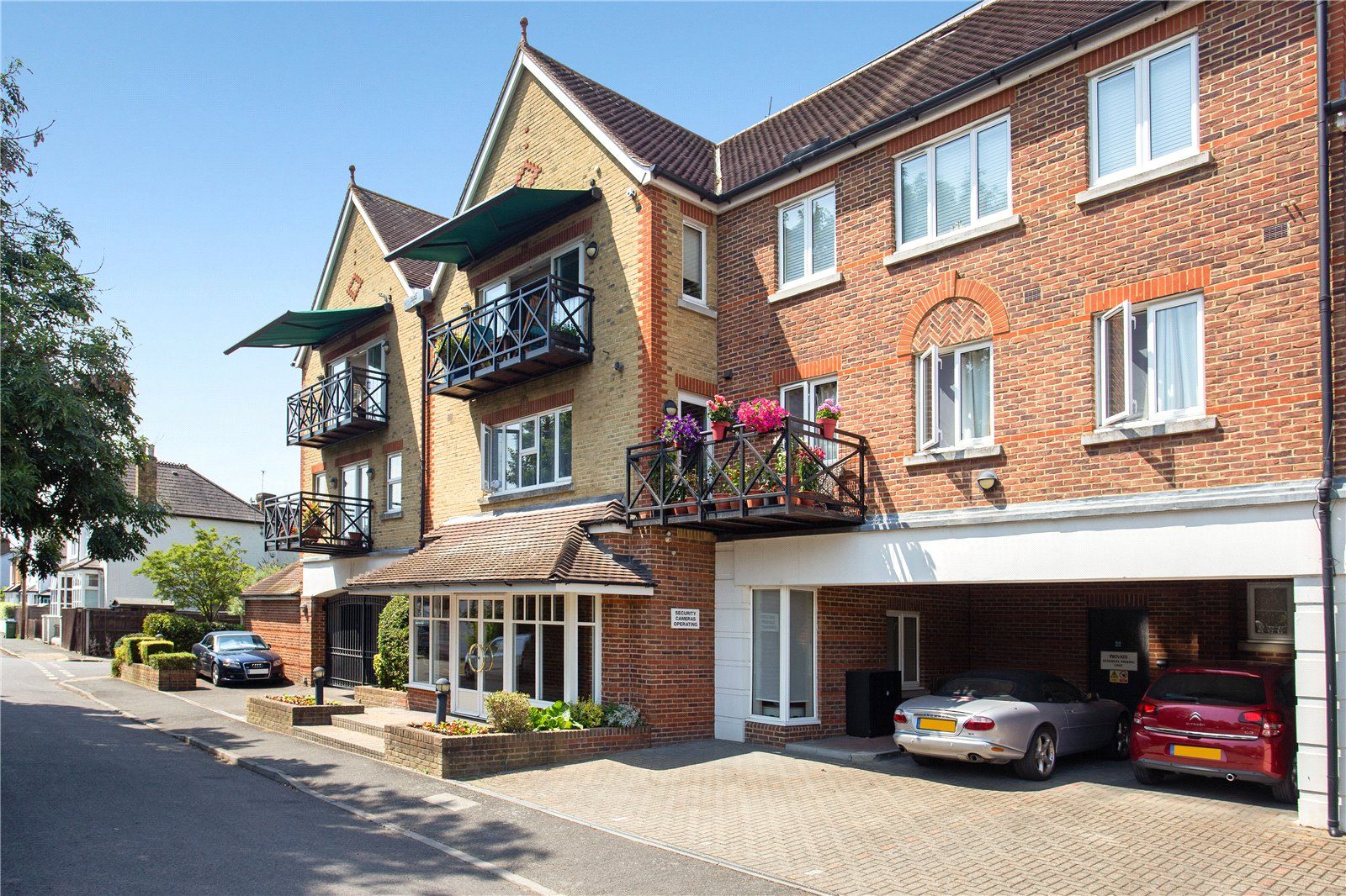 2 bed flat for sale in Albany Reach, Queens Road, Thames Ditton, Surrey