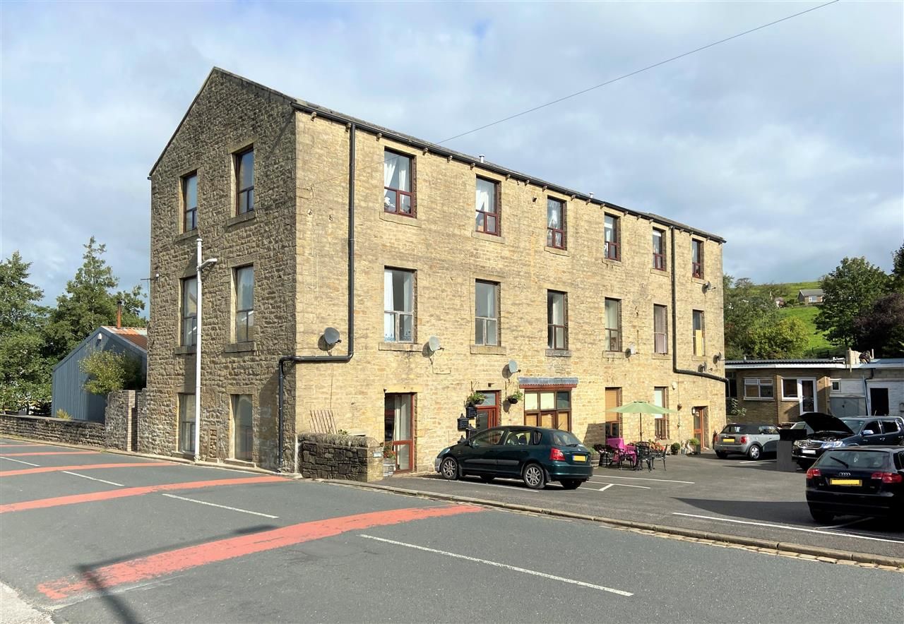 2 bed flat for sale in Becks Crossing, Skipton Road, Trawden, Colne BB8