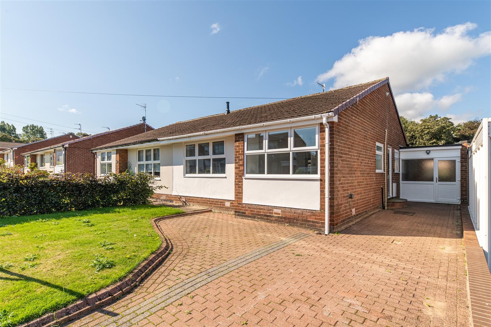 2 bed semidetached bungalow for sale in Dene Close, Ryton, Tyne And